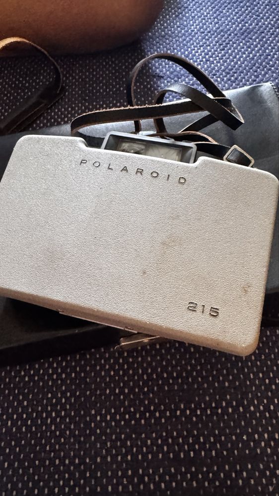 Polaroid Automatic 215