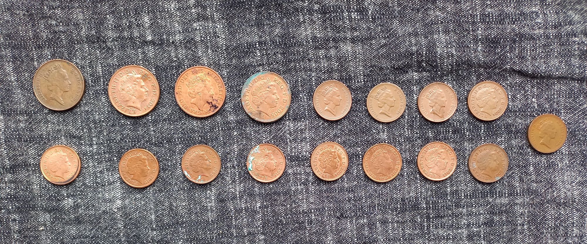 1 и 2 penny монеты