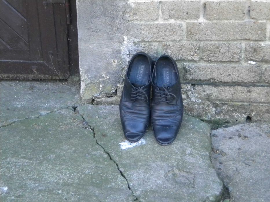 Nowe eleganckie buty, 42