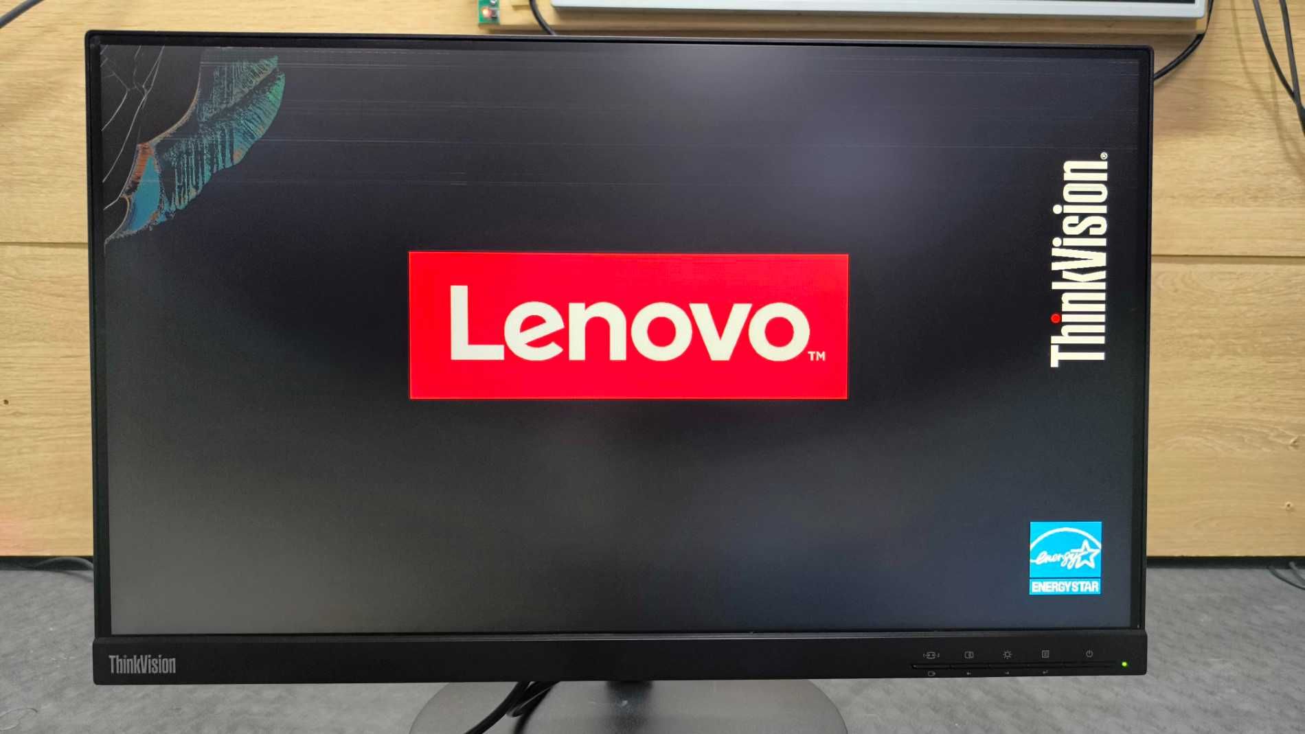 Monitor Lenovo T22i-10 Partido