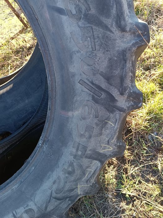 Sprzedam opony 650/65r42, 520/70r38