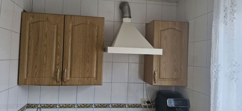 Кухня 180см в гарному стані