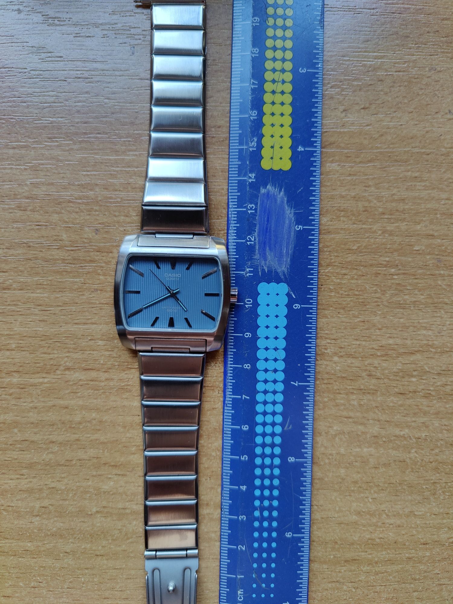 Годинник Casio ексклюзив.