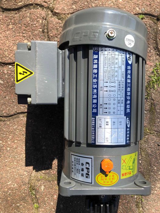Silnik nowy 0,2kW