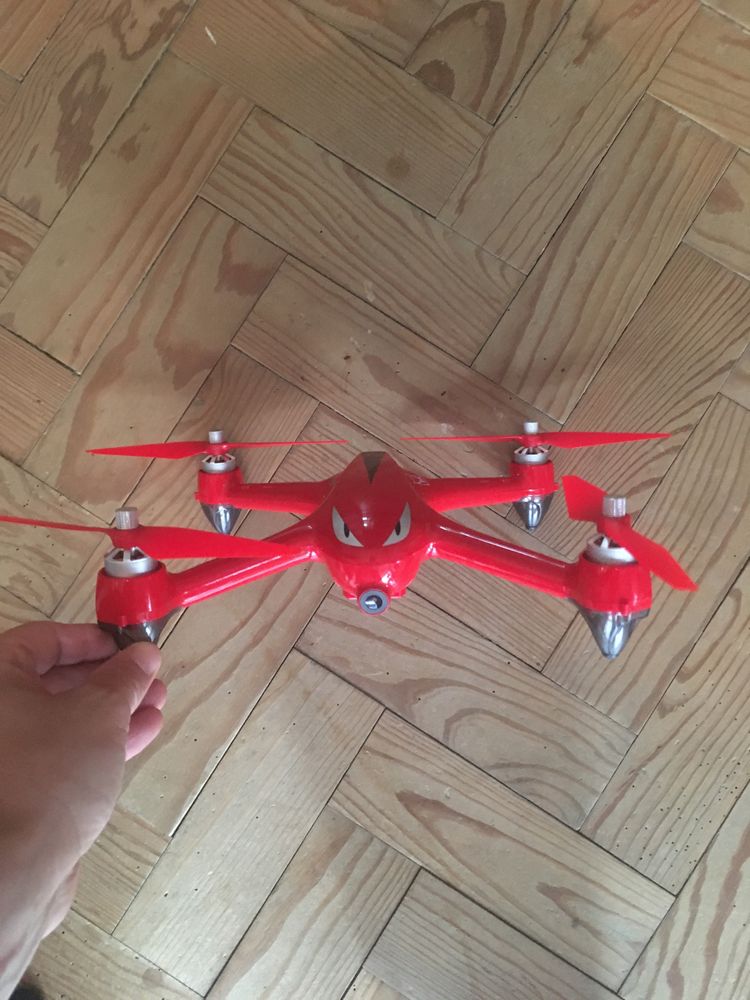 Drone MJX Bugs 2 B2W com GPS e Câmara Full HD 1080p - Impecável!