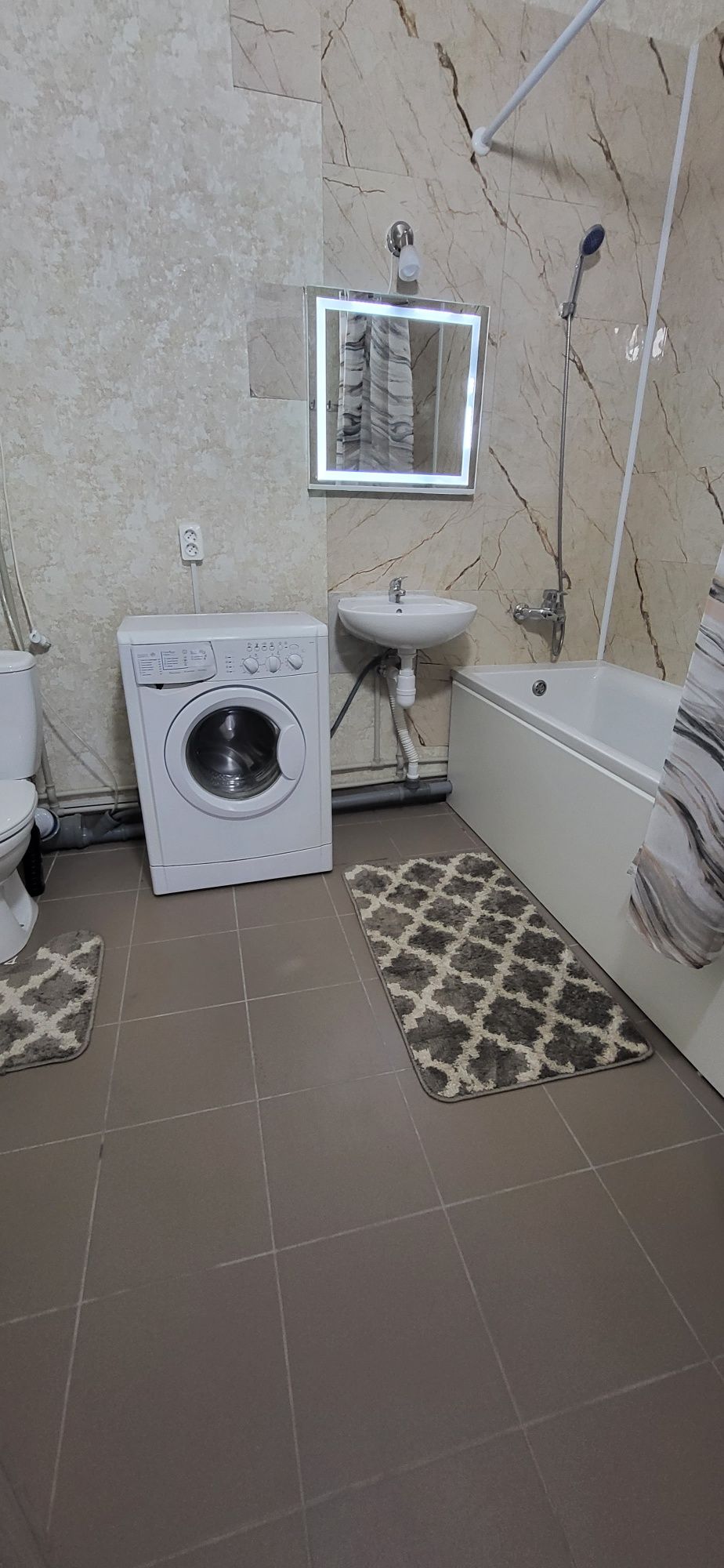 2 кімн квартира пр-кт В. Лобановського.  і-т МВС.  Севастопольська пл.