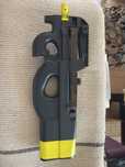 P90 airsoft muito bom estado