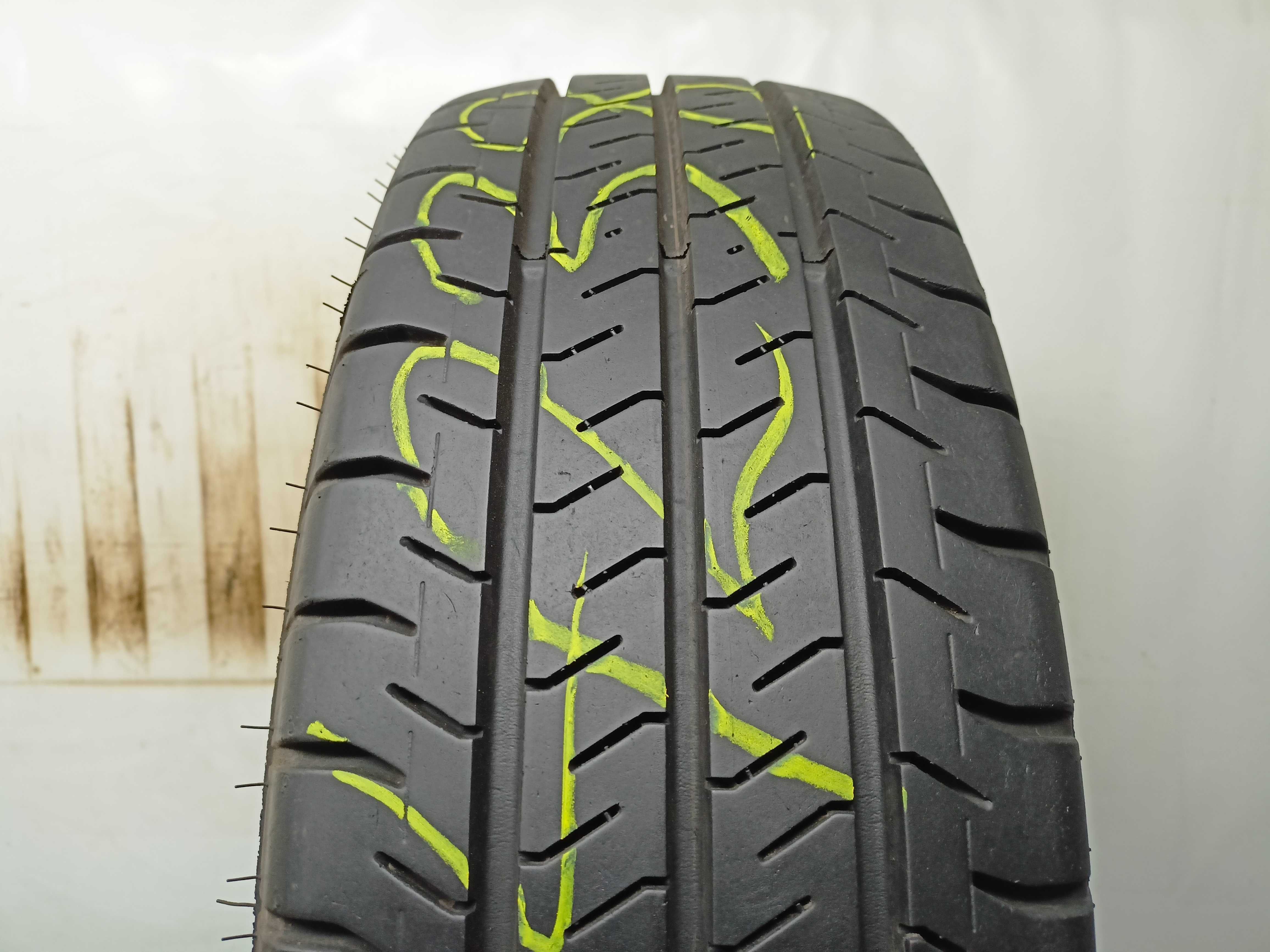 Falken Linam Van 01 215/70/15C 20r. 109/107S 8,3mm (4238)