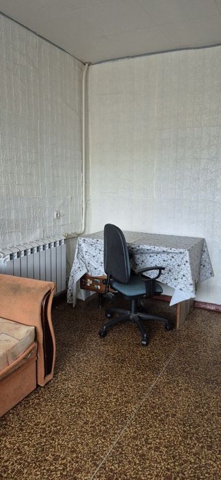 Здам подобово дешево квартиру на Засумській в центрі міста.
Є все необ