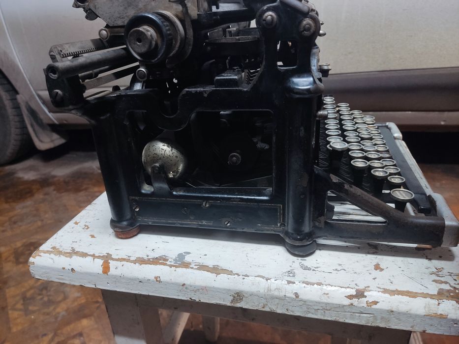 Печатна машина UNDERWOOD