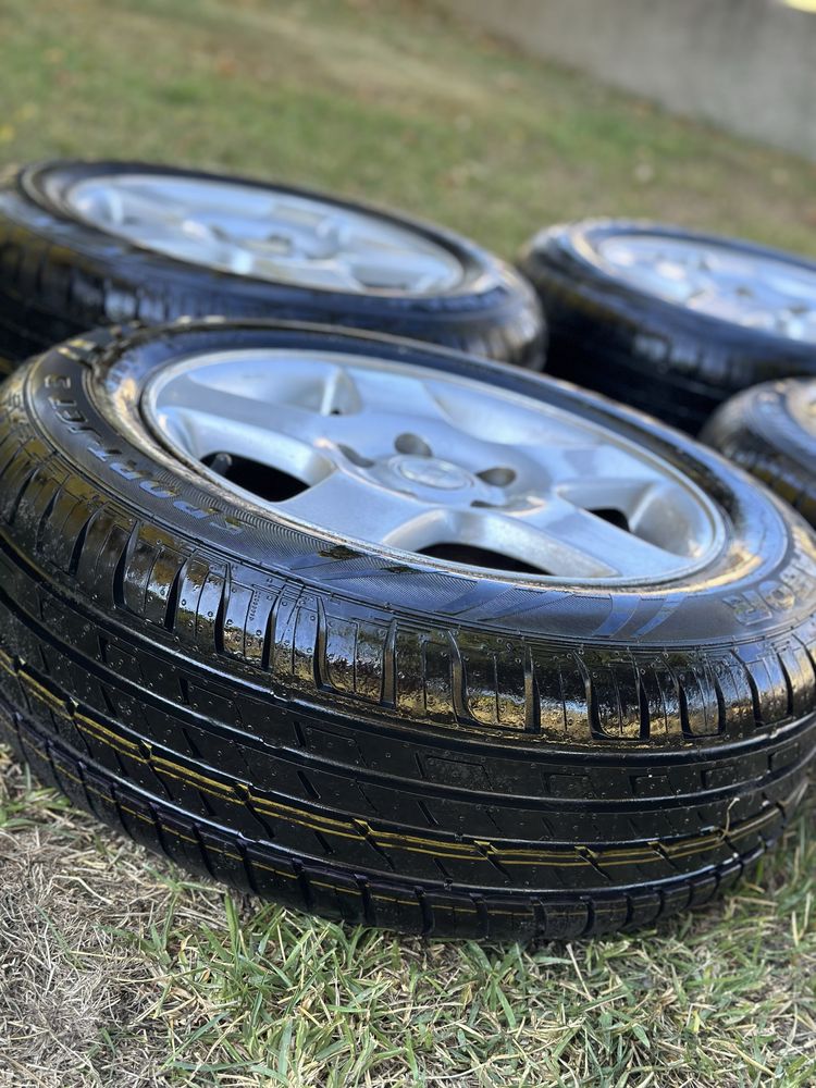 4Jantes R15 Audi + 4Pneus novos