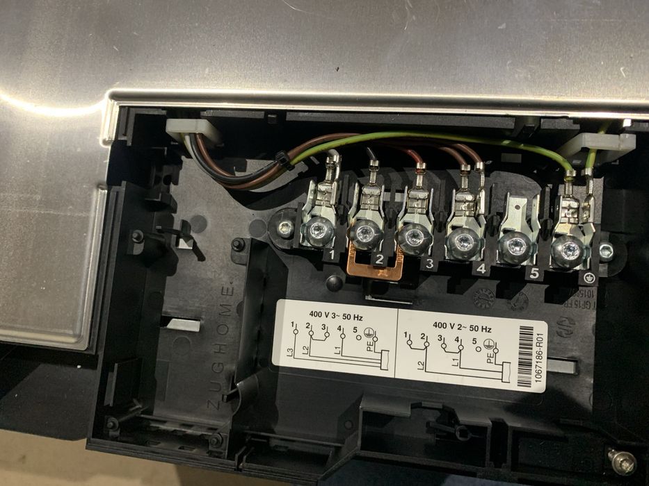 Духова шафа v-zug Combair V400