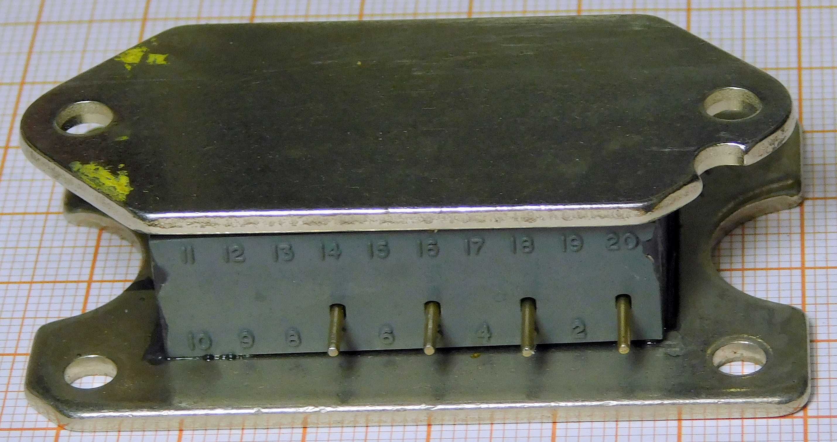 Układ LAS2112 hybrydowy regulator napięcia 12V 5A LAMBDA [07]