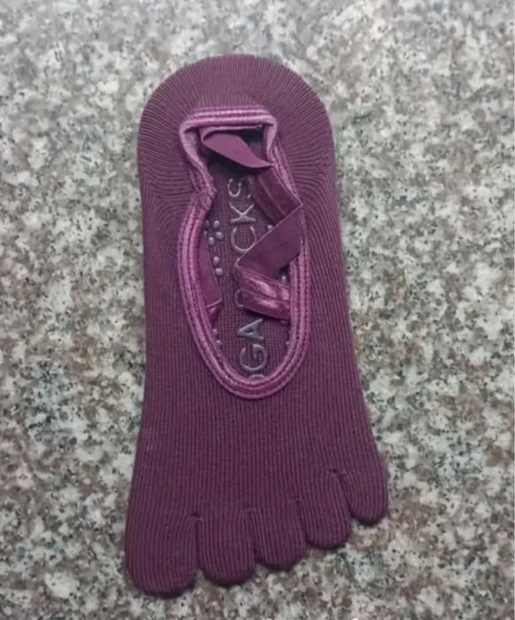 Шкарпетки з 5 пальцями , шкарпетки для йоги , пілатесу.