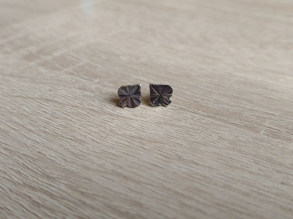 Srebrne kolczyki pik sztyft w świetnym stanie