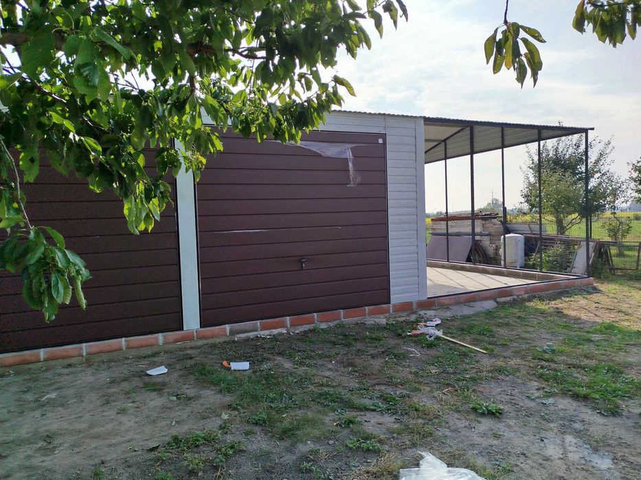 Garaż Blaszany BIAŁY + zadaszenie boczne  - Garaże Blaszane -Maj-Blach