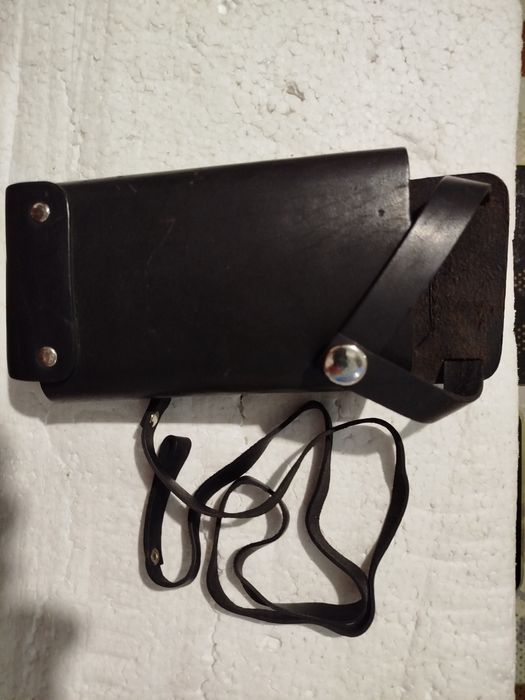 Продам новый чехол под радиостанцию.