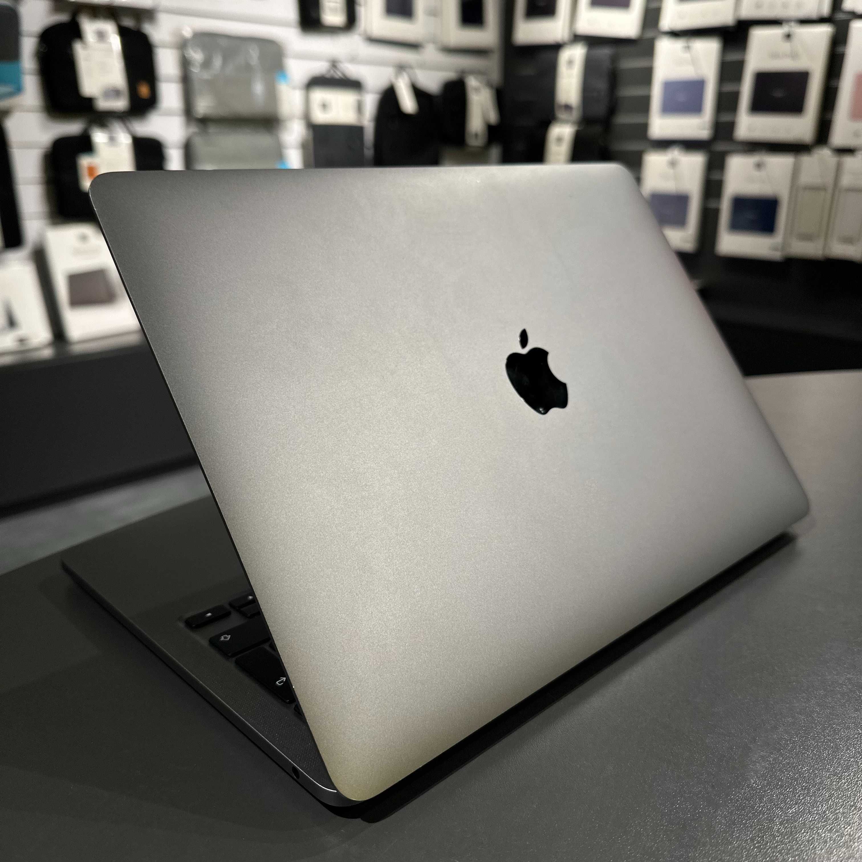 MacBook Pro 13" 2020 M1 16gb RAM 512gb SSD В НАЯВНОСТІ!