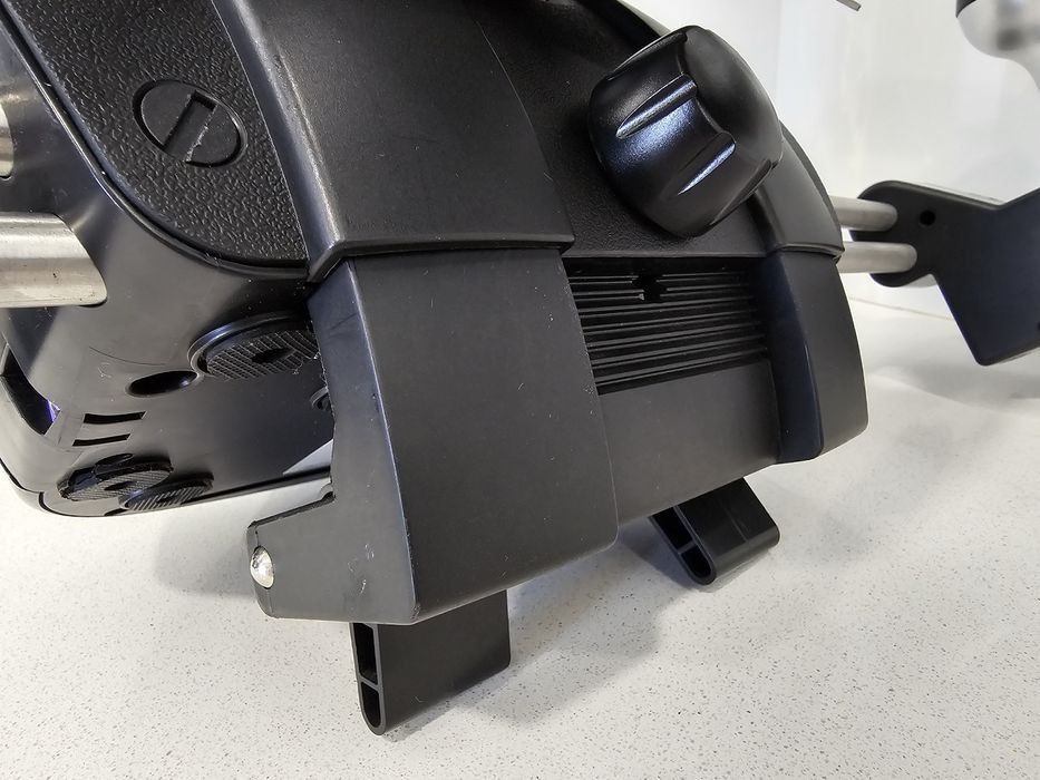 Volante Fanatec CSR Forza Motorsport com mudanças H e sequencial