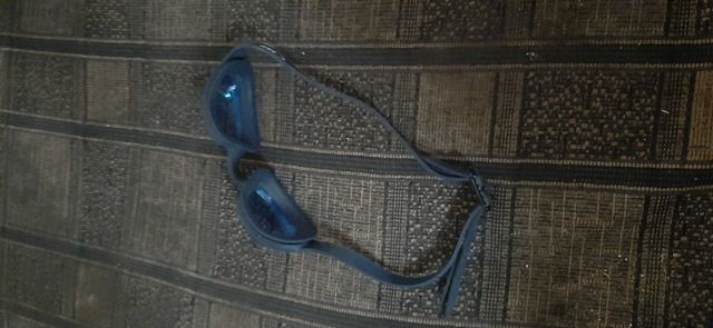 Nowe okulary do plywania dla dziecka