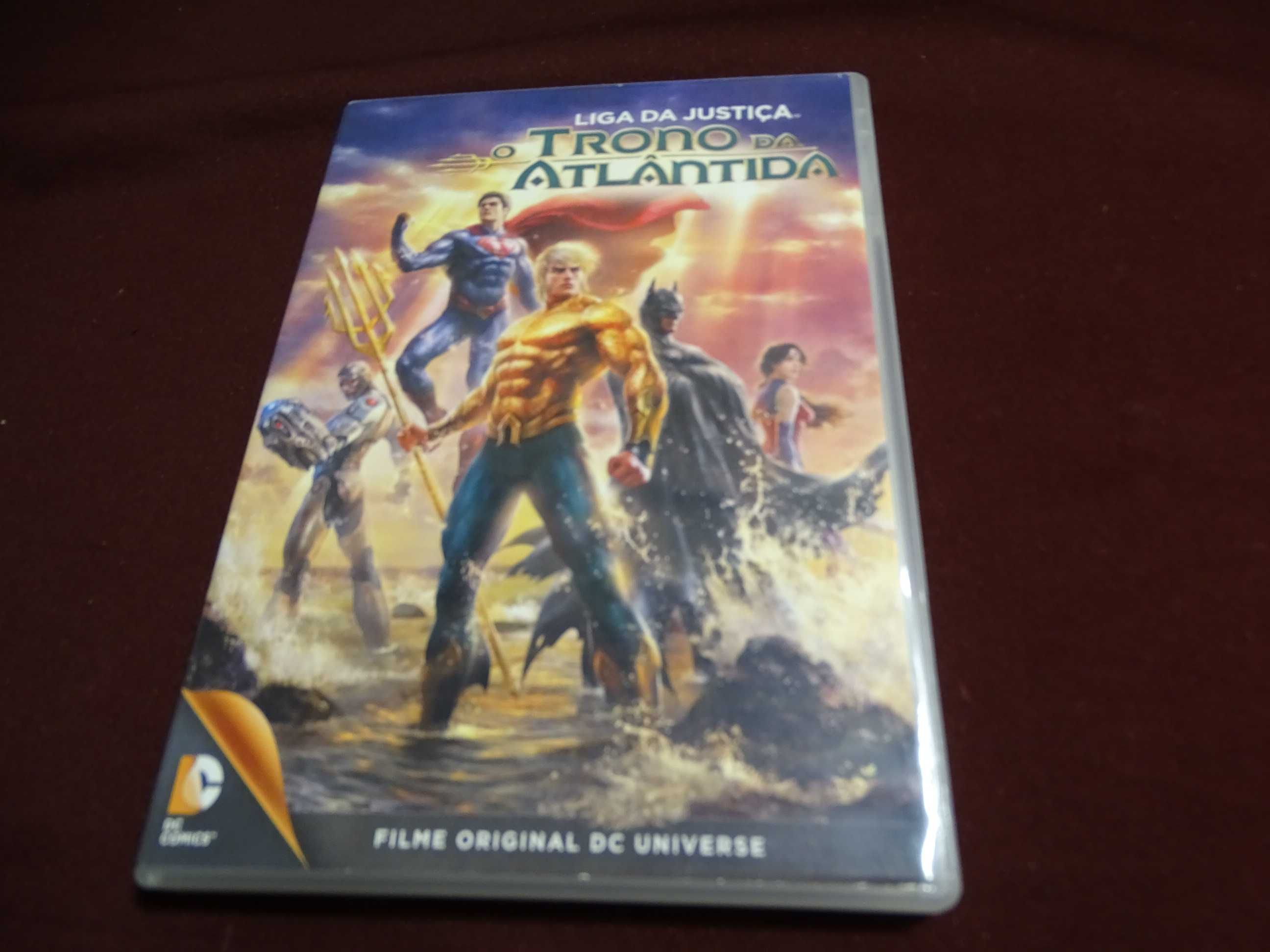 DVD-O trono da Atlântia-Liga da justiça-DC Universe