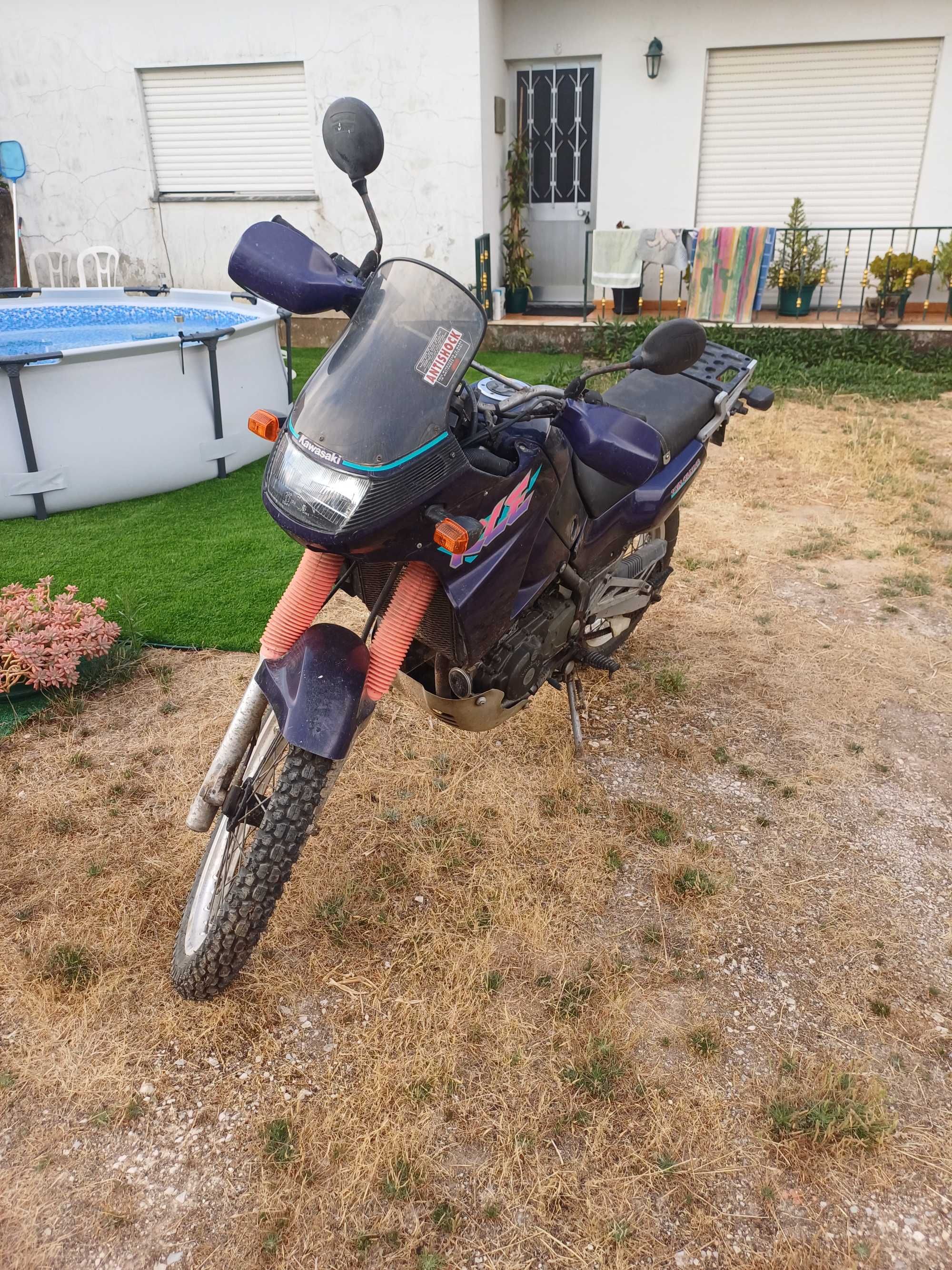 Mota Kawasaki KLE 500
