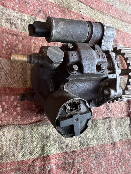 9658176080 паливний насос тнвд Ford Fiesta Fusion 1.4 TDCI