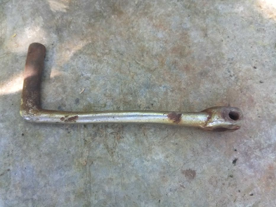 ножка заводная мопед / мотоцикл из ссср Минск,с мелким шлицом