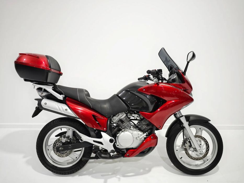 Honda Varadero XL 125 V Varadero kat A1 B RATY Transport