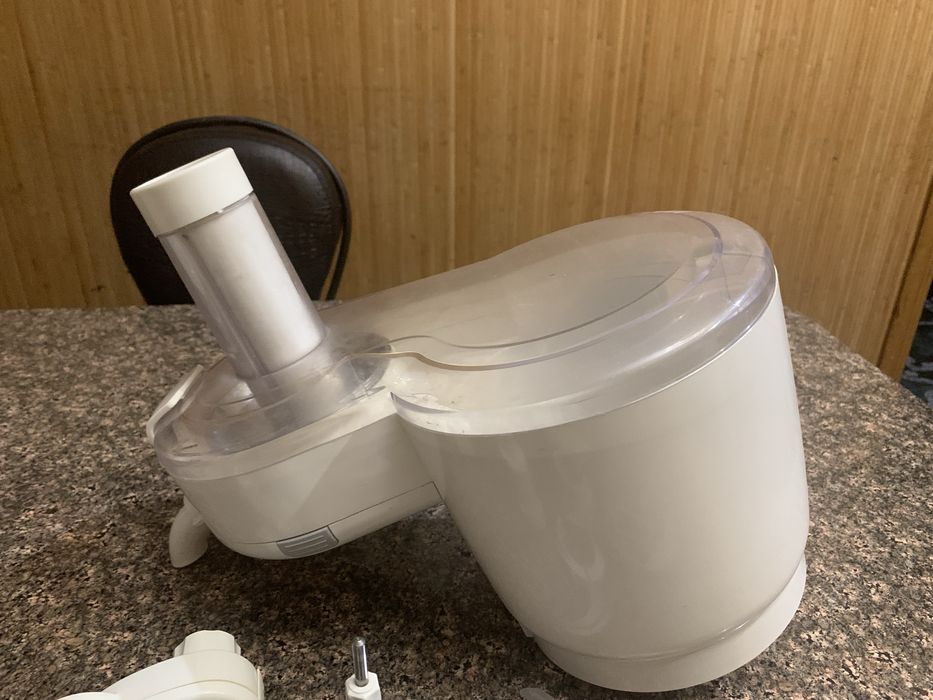 Комбайн Philips Essence HR7768 на запчасти