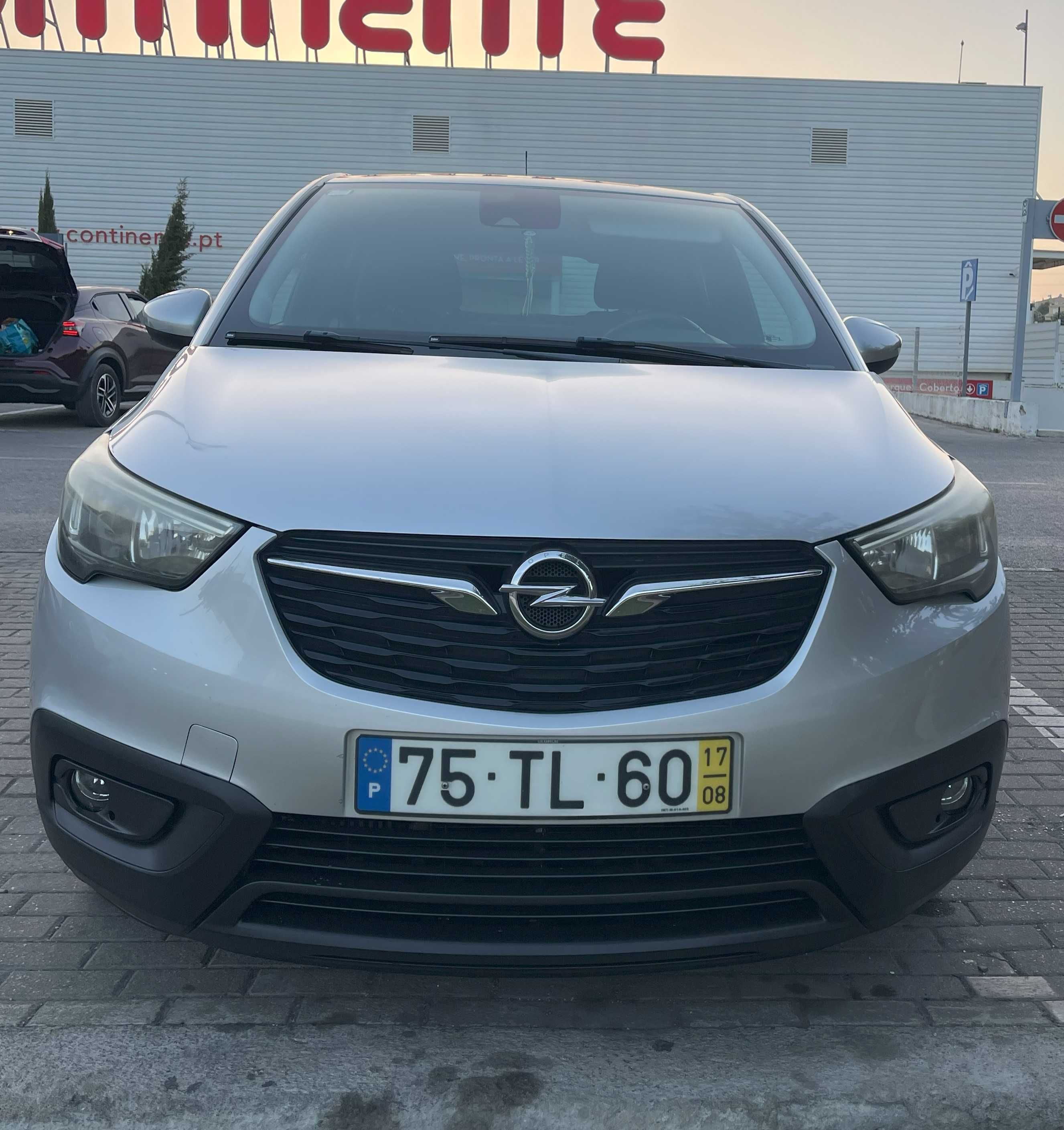 Opel Crossland X, 2017