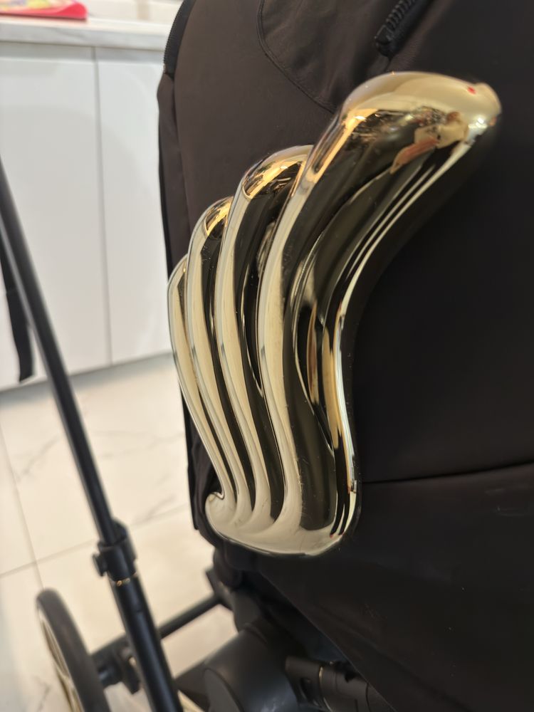 Cybex Priam wings by Jeremy Scott