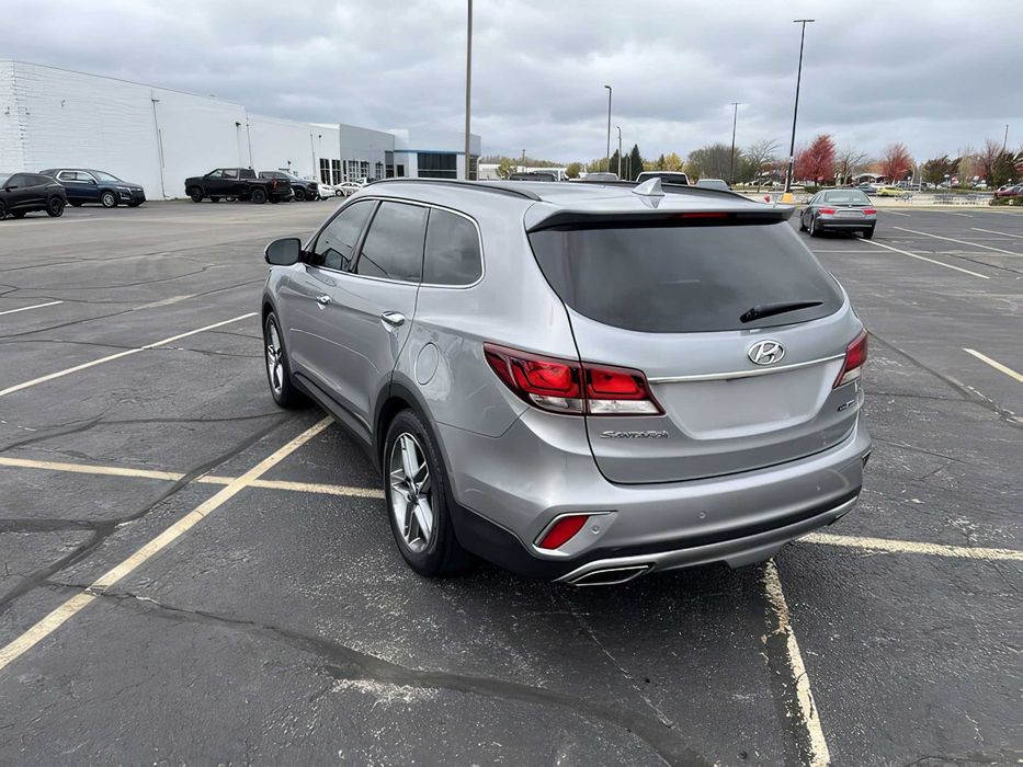 Hyundai Santa Fe      2018