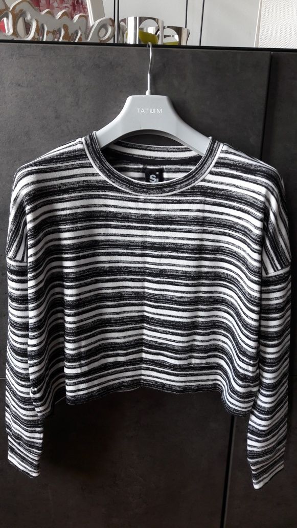 Sweter w paski oversize Sinsay