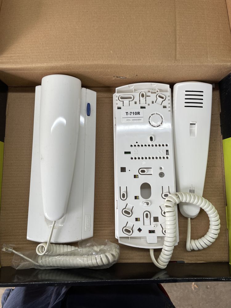 Telefone Golmar T-710r