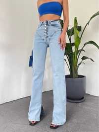 Трендовые женские джинсы с имитацией трусов