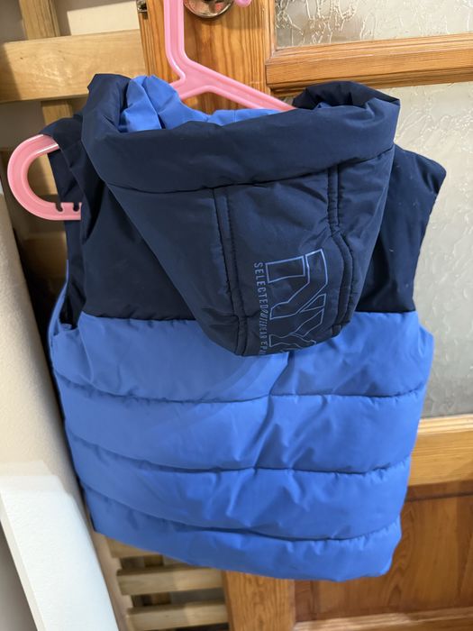 Kamizelka chłopięca, nowa