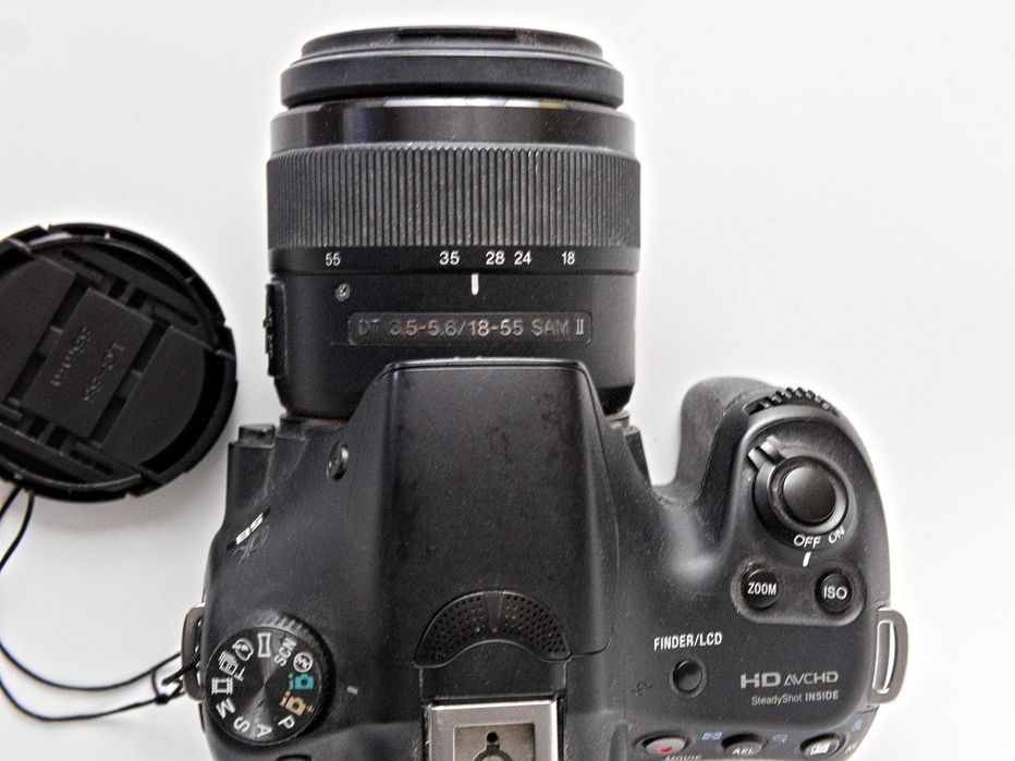 Lustrzanka Sony Alfa A58 + Obiektyw — BŁAGAM, WEŹ JĄ ODE MNIE