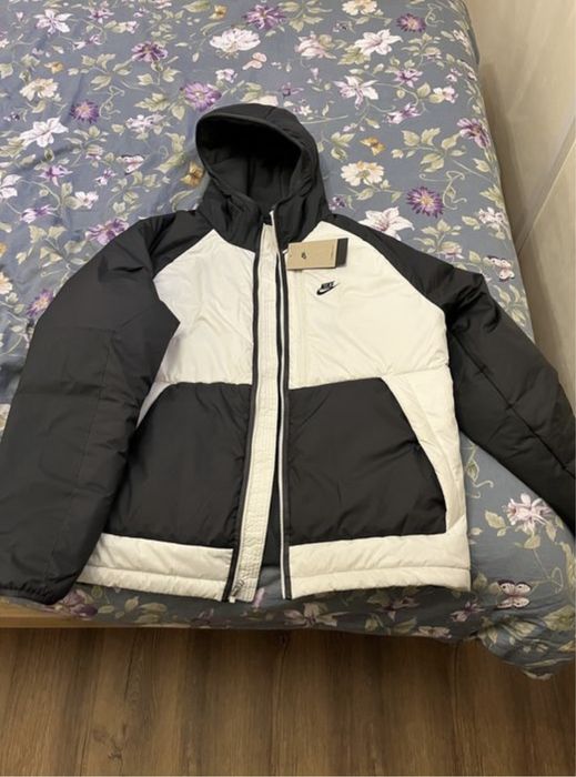 Kurtka z kapturem Nike