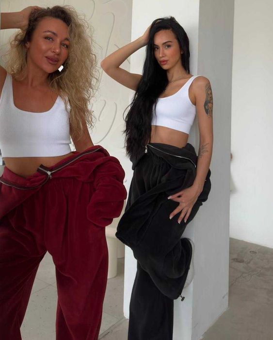 Жіночий комбінезон, велюр