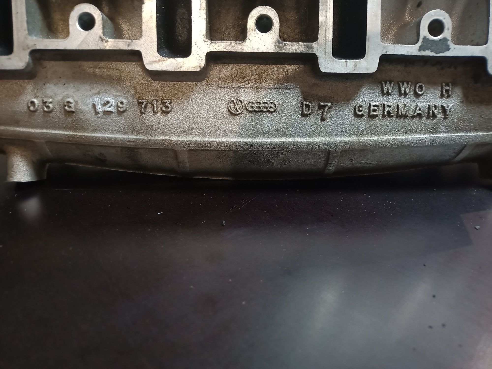 Kolektor ssący 2.0 TDI AZV
