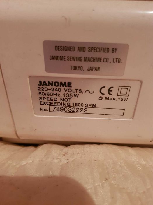 Продам Оверлок Janome Mylock 204D