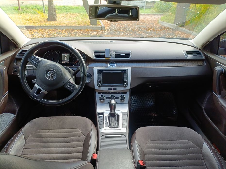 Volkswagen Passat B7