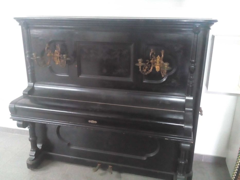 Vendo Piano Ronisch