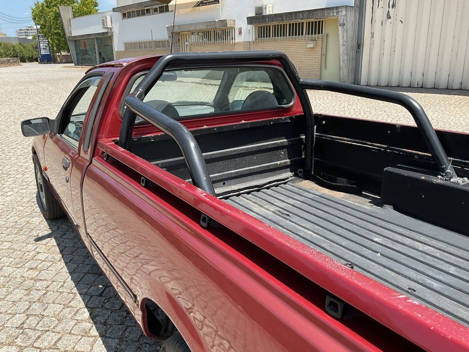 Ford Sierra P100 1.8 TD