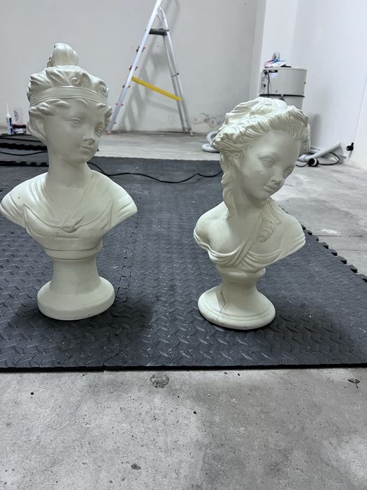 Estatuas barro - brancas