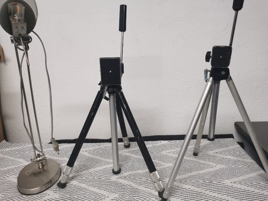 Tripés e Candeeiro de secretária