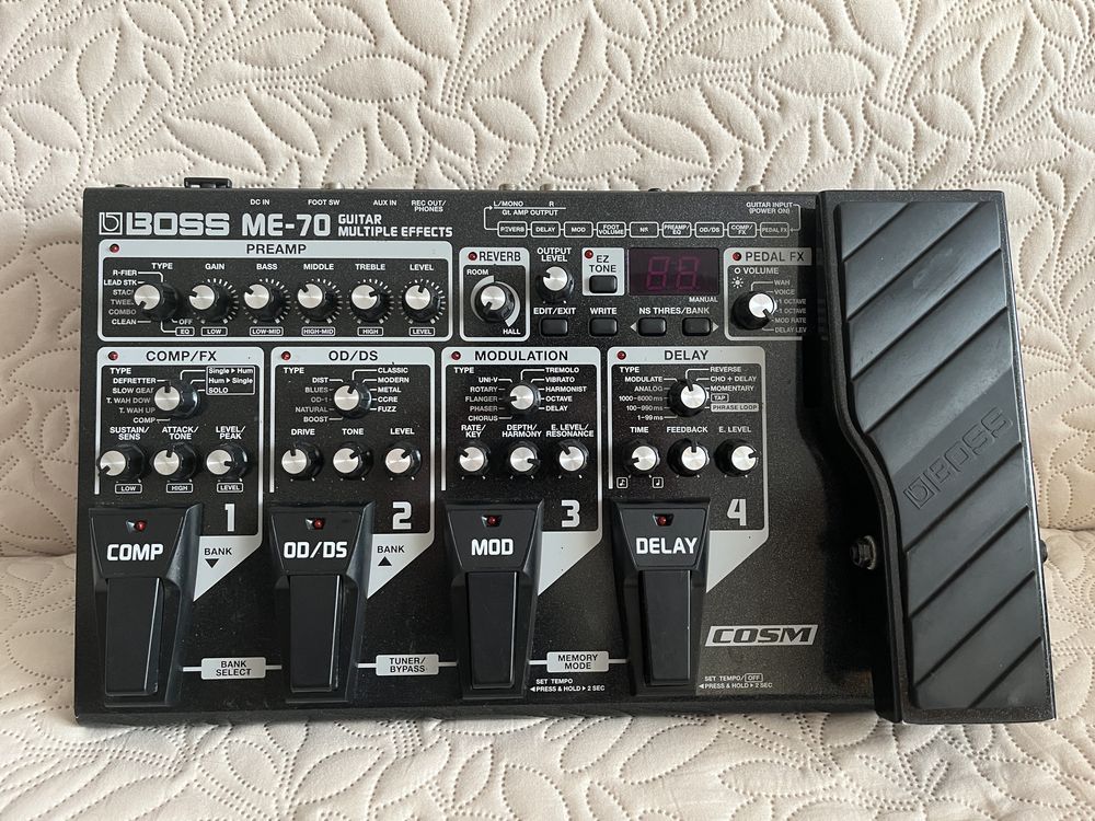 Multiefekt gitarowy Boss ME-70