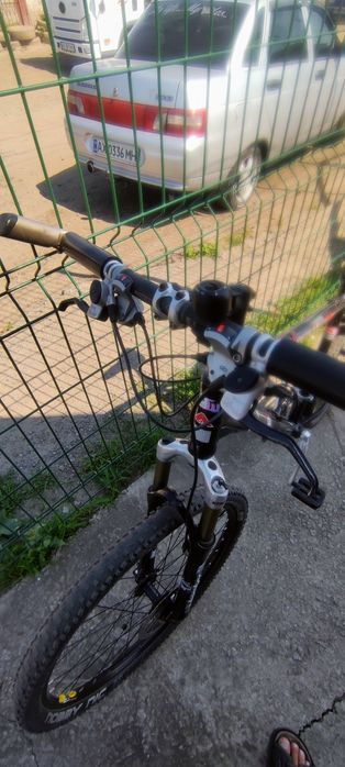 Велосипед  кросс-кантри.