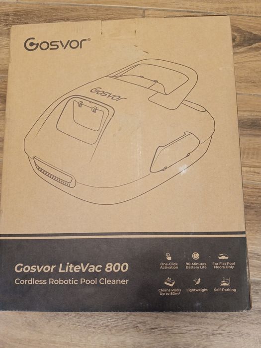 безпровідний роботизований очисник для басейнів Gosvor LiteVac 800.